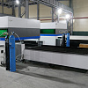 FL-L1560FHE-8000-Raycus Лазерный станок для резки листового металла с кабинетной защитой и сменным столом