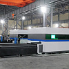 FL-L2040FEHR-3000-D350-IPG Лазерный станок для резки листового металла и труб со сменным столом и кабинетной защитой